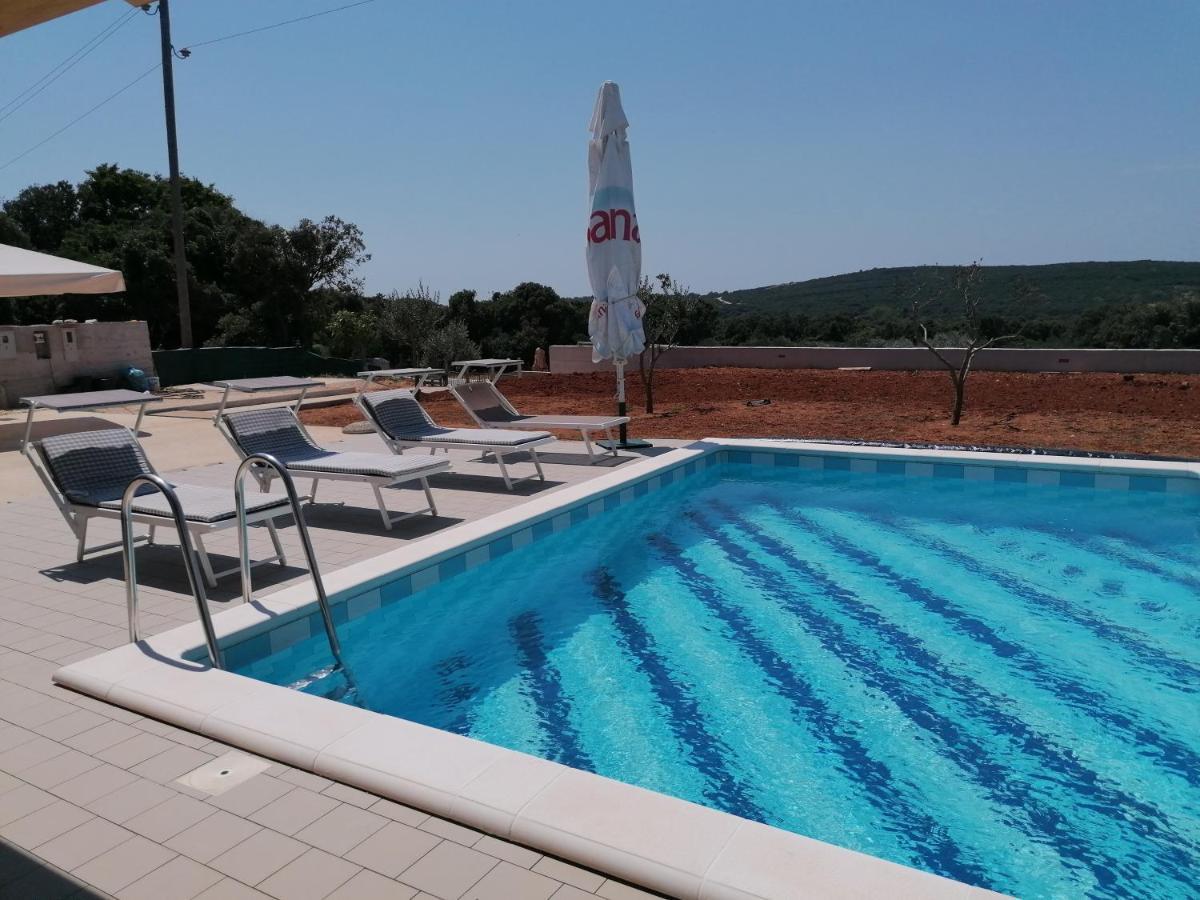 Willa House With Pool Mali Lošinj Zewnętrze zdjęcie