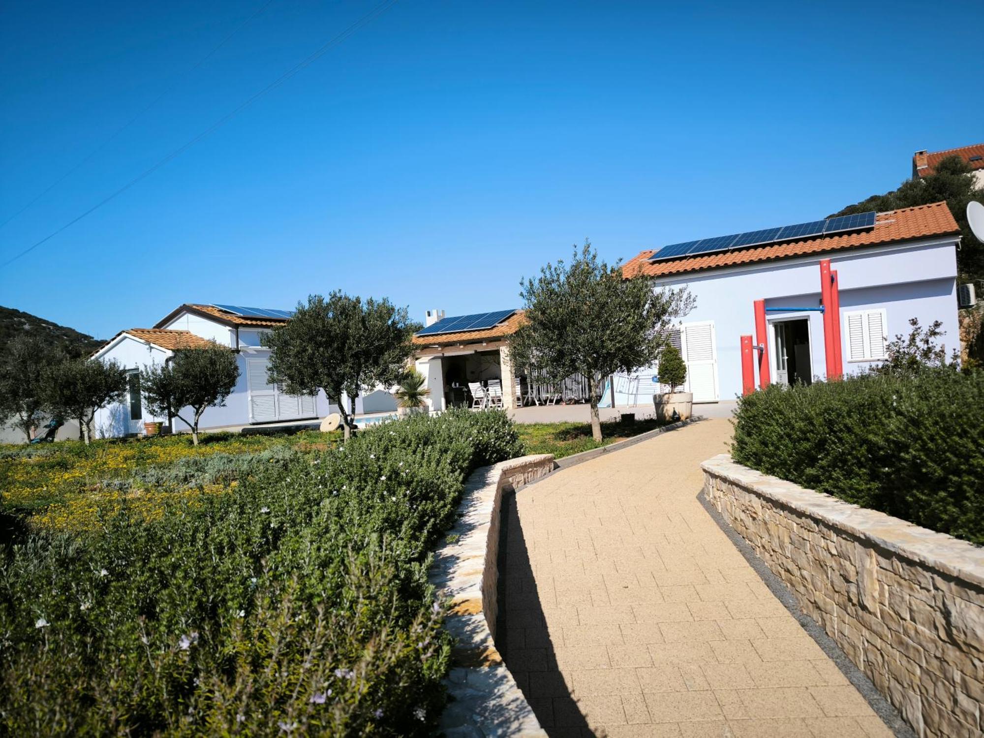 Willa House With Pool Mali Lošinj Zewnętrze zdjęcie